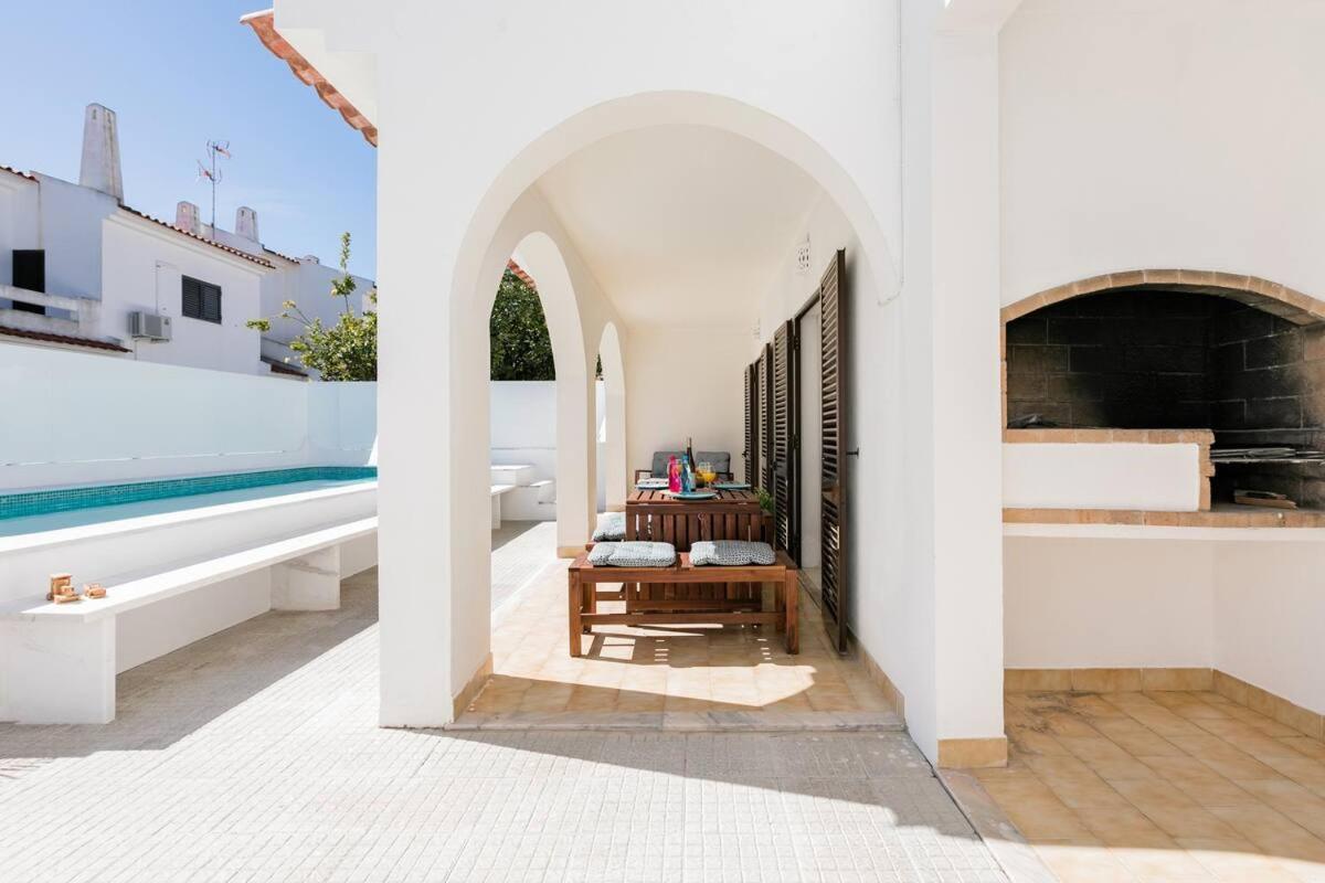 Beachfront Villa With Private Pool In Manta Rota วิลา โนวา เด คาเซลา ภายนอก รูปภาพ