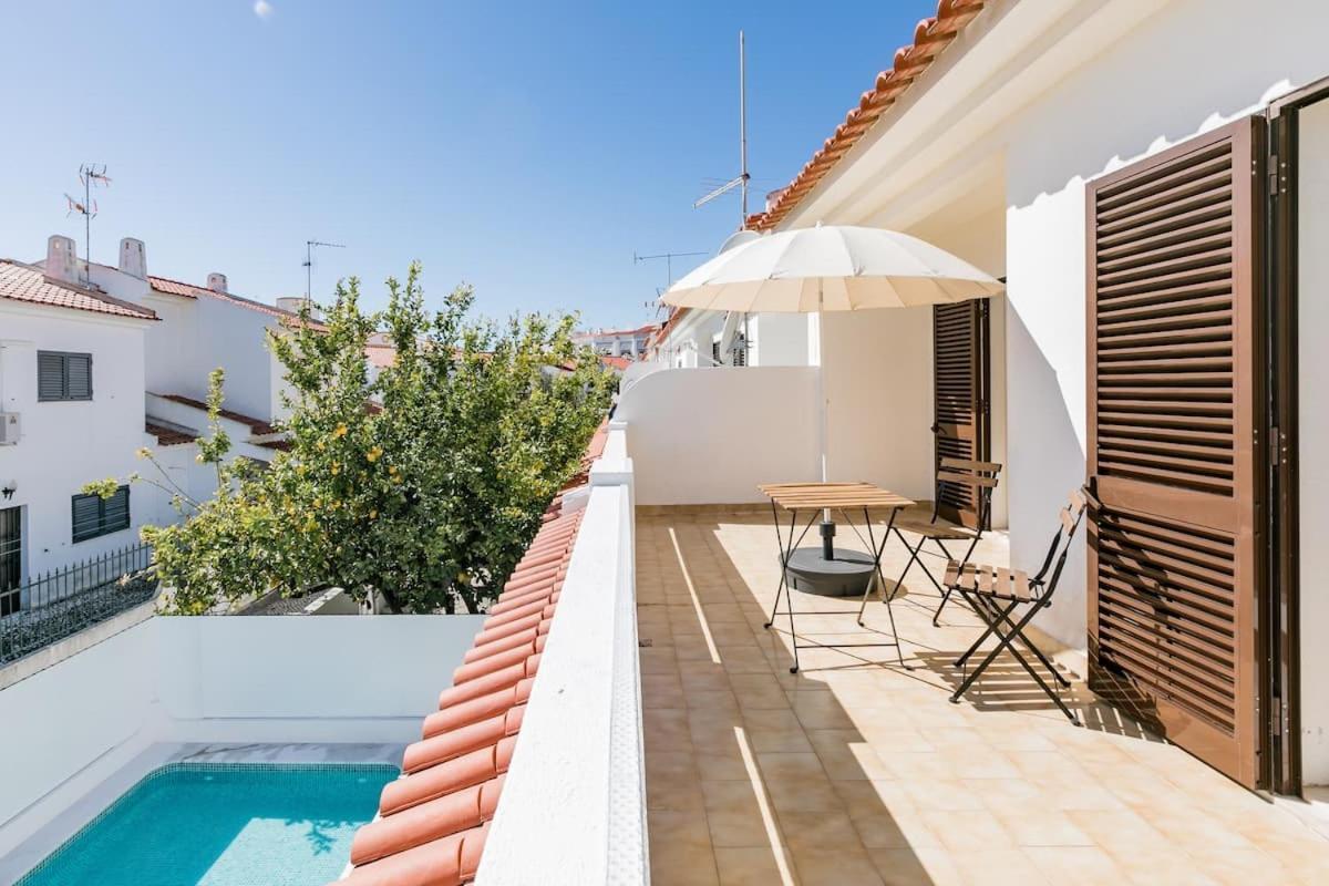 Beachfront Villa With Private Pool In Manta Rota วิลา โนวา เด คาเซลา ภายนอก รูปภาพ
