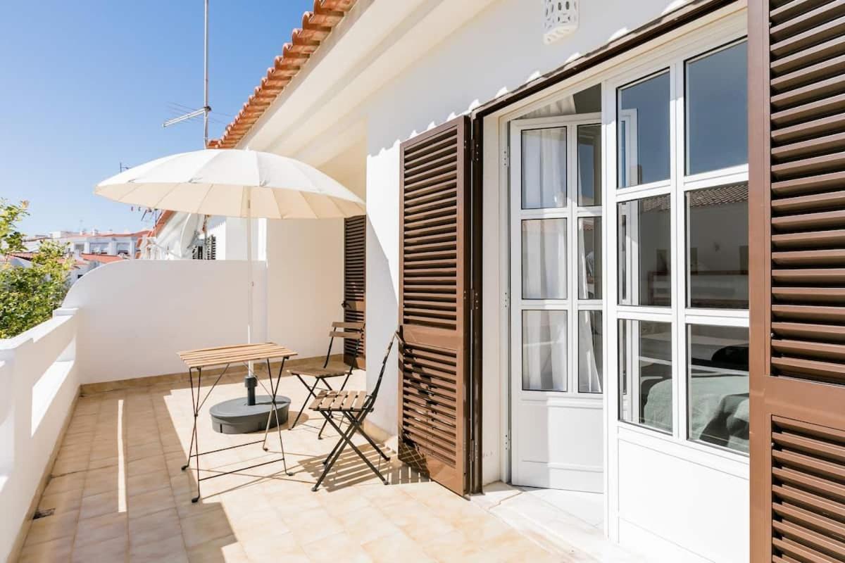 Beachfront Villa With Private Pool In Manta Rota วิลา โนวา เด คาเซลา ภายนอก รูปภาพ